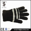 Children's winter knitted magic gloves